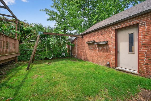 3537 Shannon Road, Cleveland Heights, OH 44118