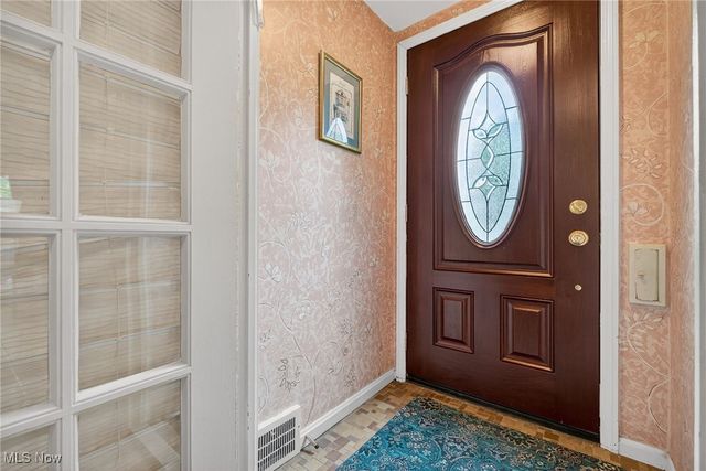 3537 Shannon Road, Cleveland Heights, OH 44118