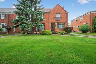 3537 Shannon Road, Cleveland Heights, OH 44118