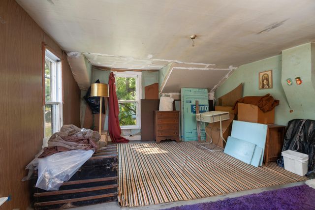 3011 Riverview Drive, Kalamazoo City, MI 49004