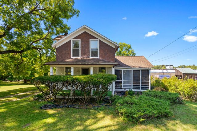 3011 Riverview Drive, Kalamazoo City, MI 49004