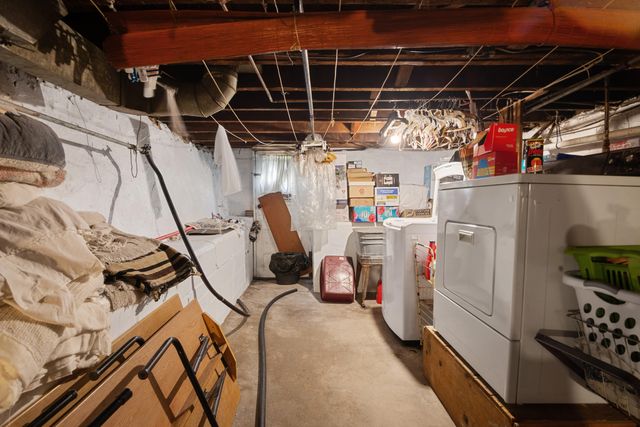 3011 Riverview Drive, Kalamazoo City, MI 49004