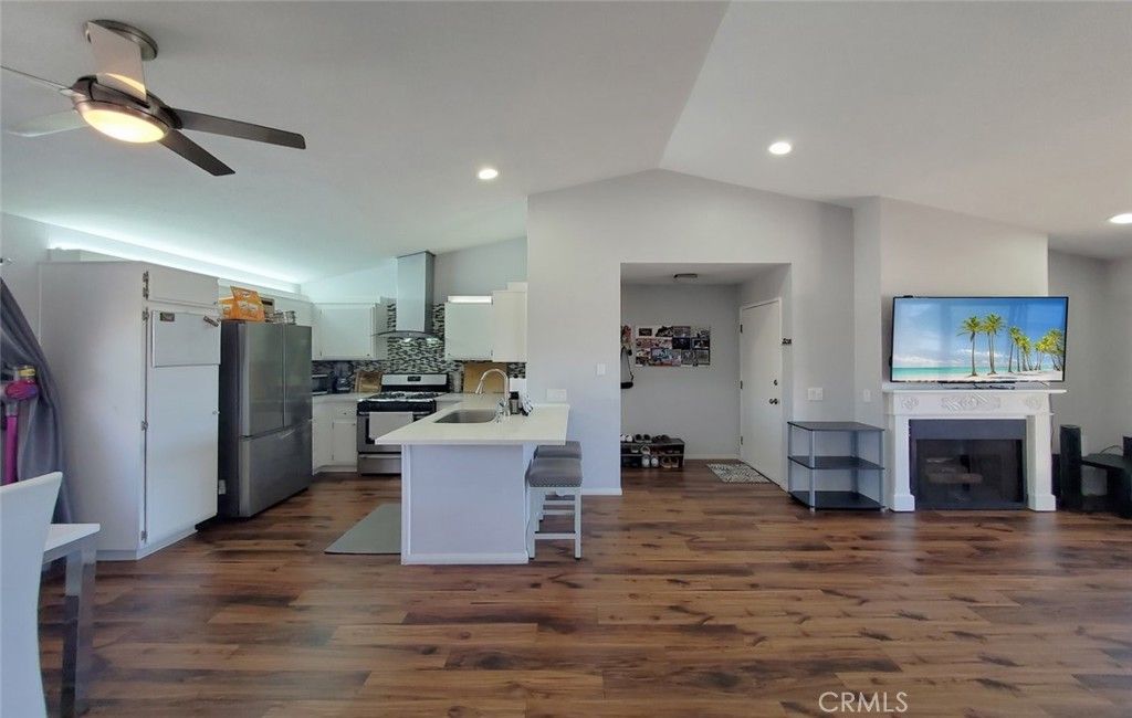 13061 Creek View Dr #203, Garden Grove, CA 92844 — photo 2