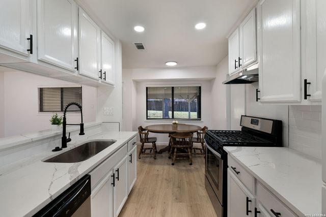 10911 Putman Farm, San Antonio, TX 78230