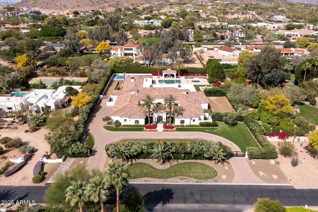 5220 N Casa Blanca Drive, Paradise Valley, AZ 85253