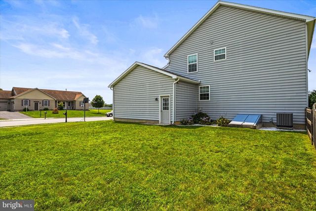 224 FRIENDLY DR, Hanover, PA 17331