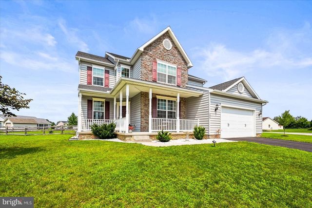 224 FRIENDLY DR, Hanover, PA 17331