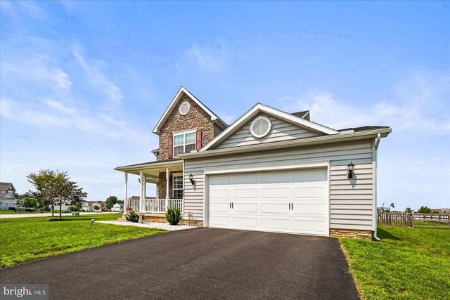 224 FRIENDLY DR, Hanover, PA 17331