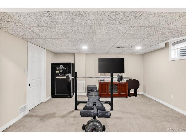 9908 Hoyt Way, Broomfield, CO 80021