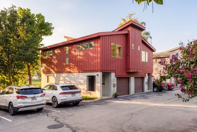 318 Van Buren St, Nashville, TN 37208