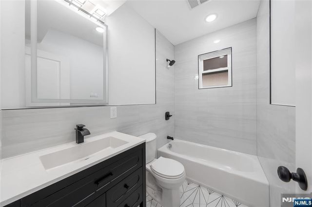 303 Ellis Avenue, Irvington, NJ 07111