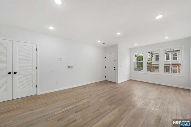 303 Ellis Avenue, Irvington, NJ 07111