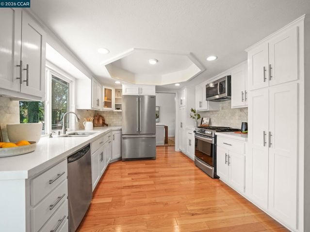 32 Atchinson Stage Court, Clayton, CA 94517