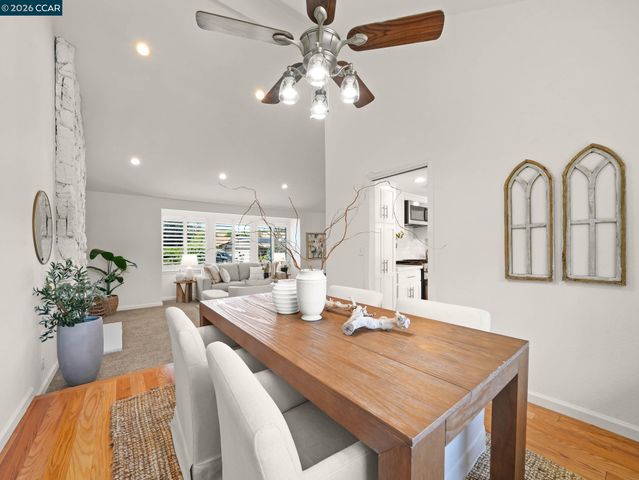 32 Atchinson Stage Court, Clayton, CA 94517