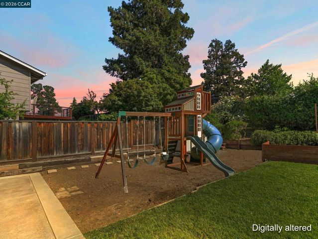32 Atchinson Stage Court, Clayton, CA 94517
