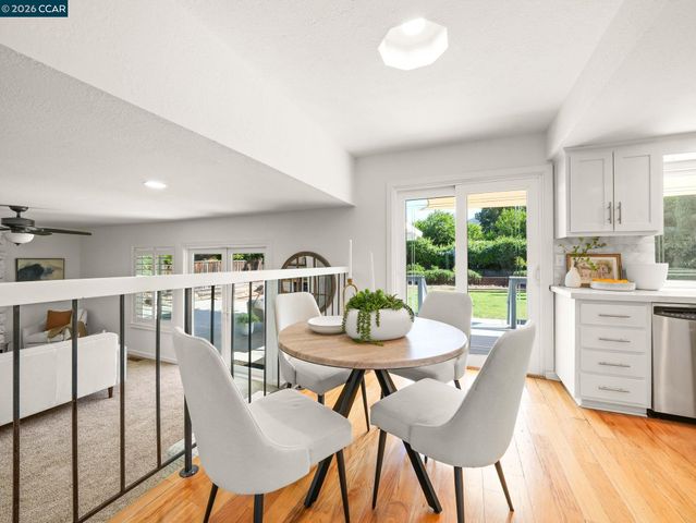 32 Atchinson Stage Court, Clayton, CA 94517