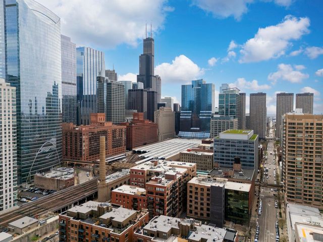 330 N Jefferson Street 1704, Chicago, IL 60661