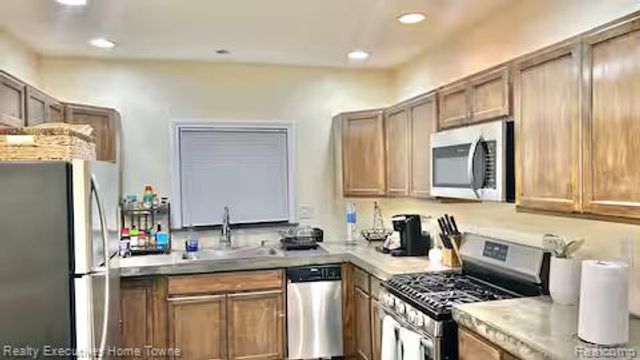 1914 Edison Street, Detroit, MI 48206