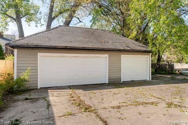 1914 Edison Street, Detroit, MI 48206