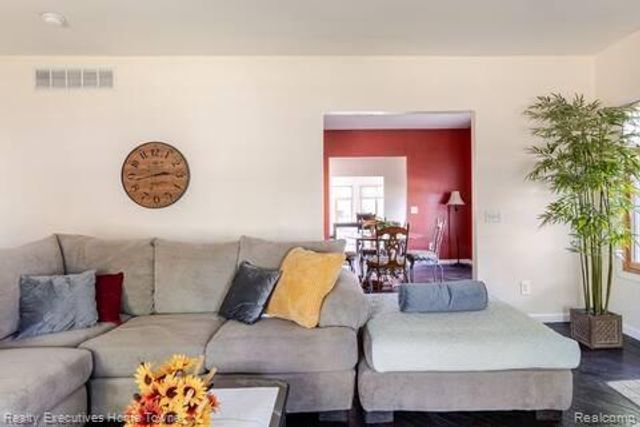 1914 Edison Street, Detroit, MI 48206