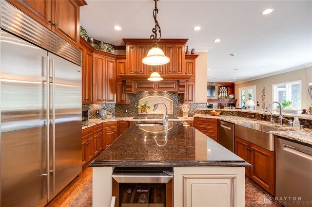 2185 Tanbark Trail, Sugarcreek Twp, OH 45385
