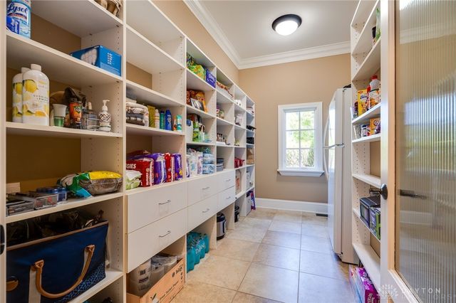 2185 Tanbark Trail, Sugarcreek Twp, OH 45385