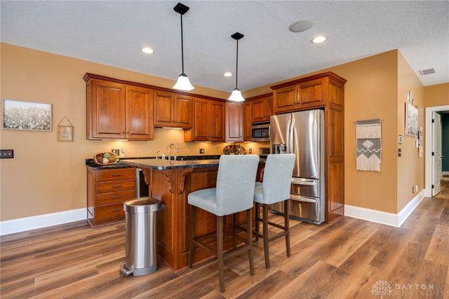 2185 Tanbark Trail, Sugarcreek Twp, OH 45385