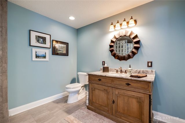 2185 Tanbark Trail, Sugarcreek Twp, OH 45385