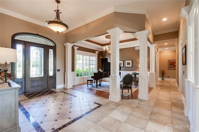 2185 Tanbark Trail, Sugarcreek Twp, OH 45385