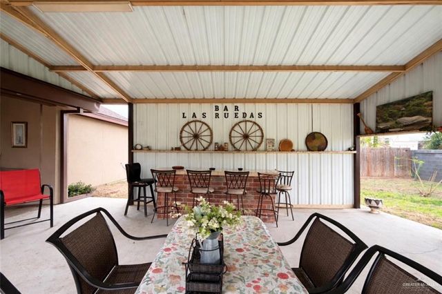 606 San Saba Circle, Rio Grande City, TX 78582