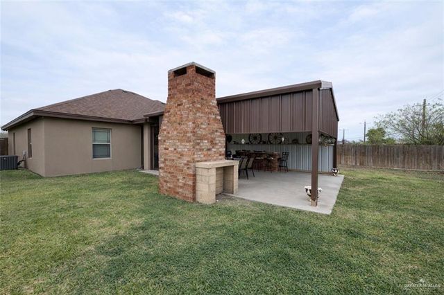 606 San Saba Circle, Rio Grande City, TX 78582