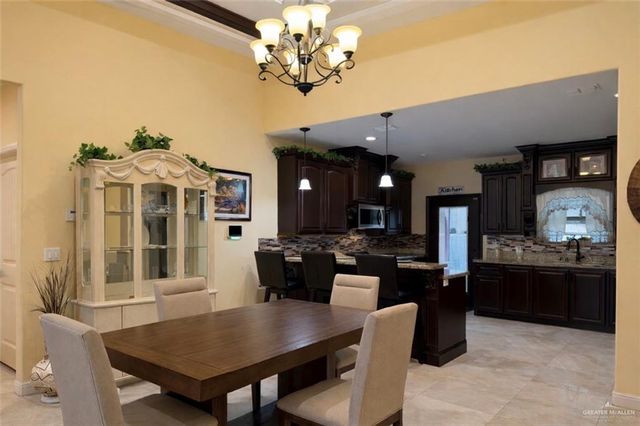 606 San Saba Circle, Rio Grande City, TX 78582