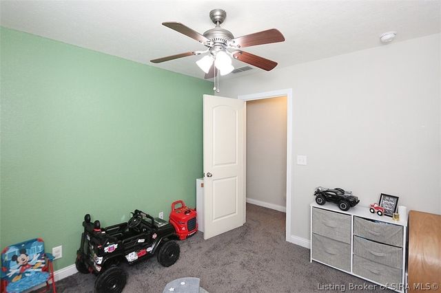 1042 Avondale Court, Jeffersonville, IN 47130