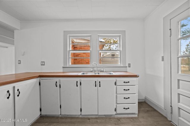 561 Godley Road, Grimesland, NC 27837