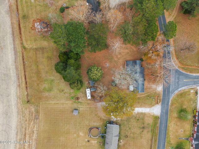 561 Godley Road, Grimesland, NC 27837