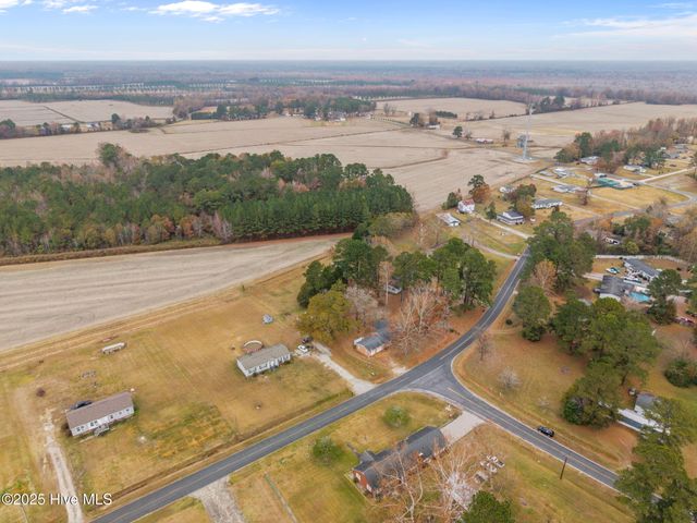 561 Godley Road, Grimesland, NC 27837