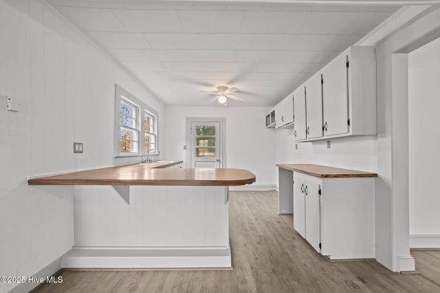 561 Godley Road, Grimesland, NC 27837