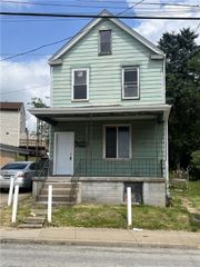 215 Whitaker St, Homestead, PA 15120