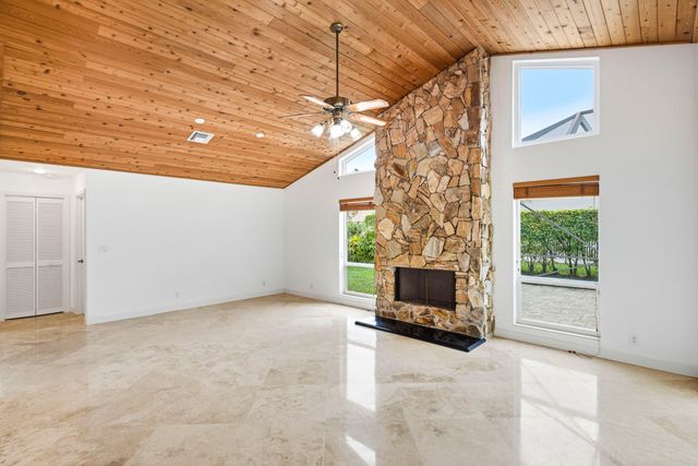 4720 NW 28th Avenue, Boca Raton, FL 33434