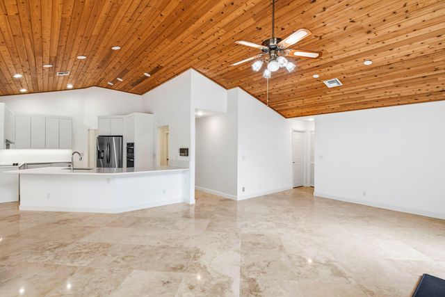 4720 NW 28th Avenue, Boca Raton, FL 33434