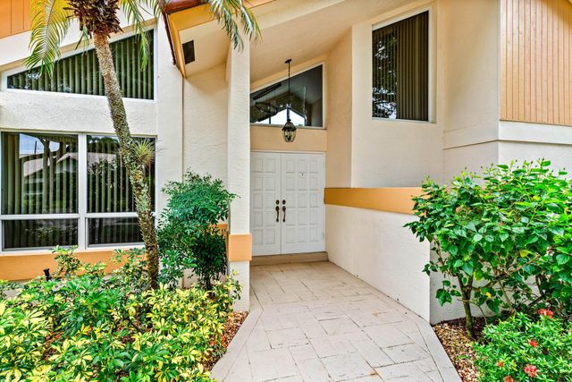 4720 NW 28th Avenue, Boca Raton, FL 33434