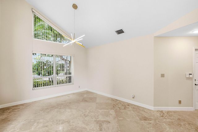 4720 NW 28th Avenue, Boca Raton, FL 33434