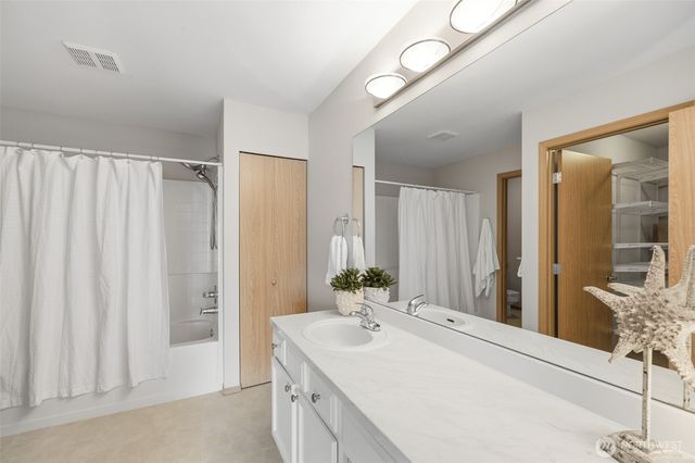 9400 226th Place NE, Redmond, WA 98053
