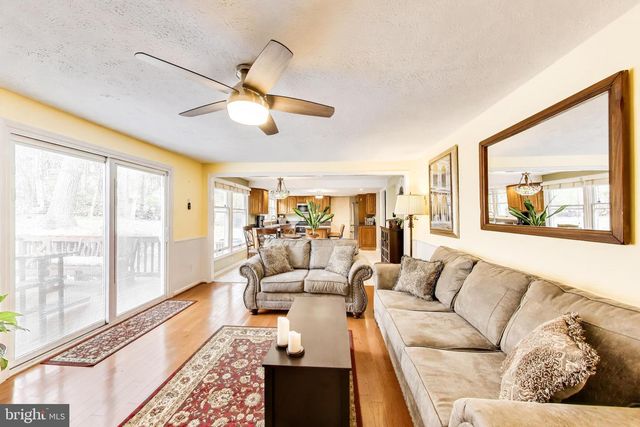 8404 CHILLUM CT, Springfield, VA 22153