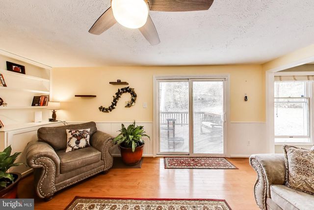 8404 CHILLUM CT, Springfield, VA 22153