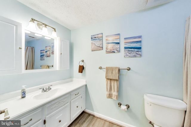 8404 CHILLUM CT, Springfield, VA 22153