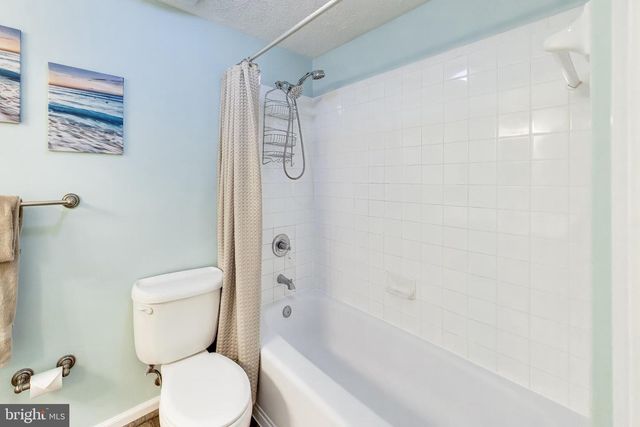 8404 CHILLUM CT, Springfield, VA 22153