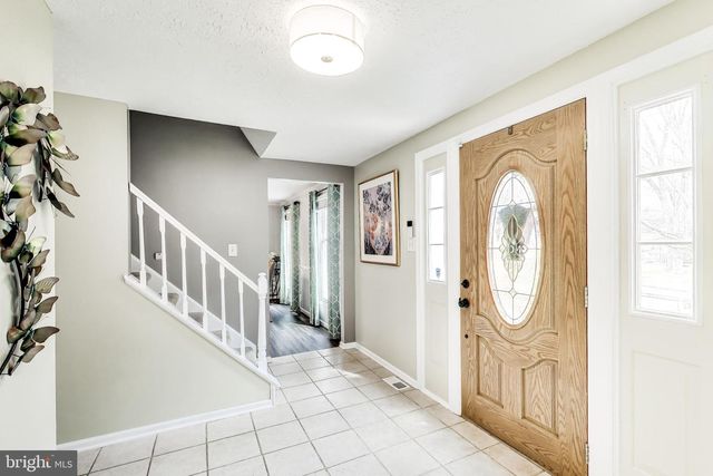 8404 CHILLUM CT, Springfield, VA 22153