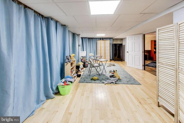 8404 CHILLUM CT, Springfield, VA 22153