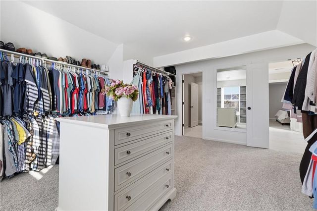 2008 NE 114th Street, Kansas City, MO 64155